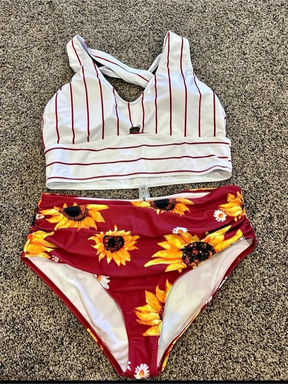 SHEIN Floral Two-Piece Swimsuit in Red & White Size XL